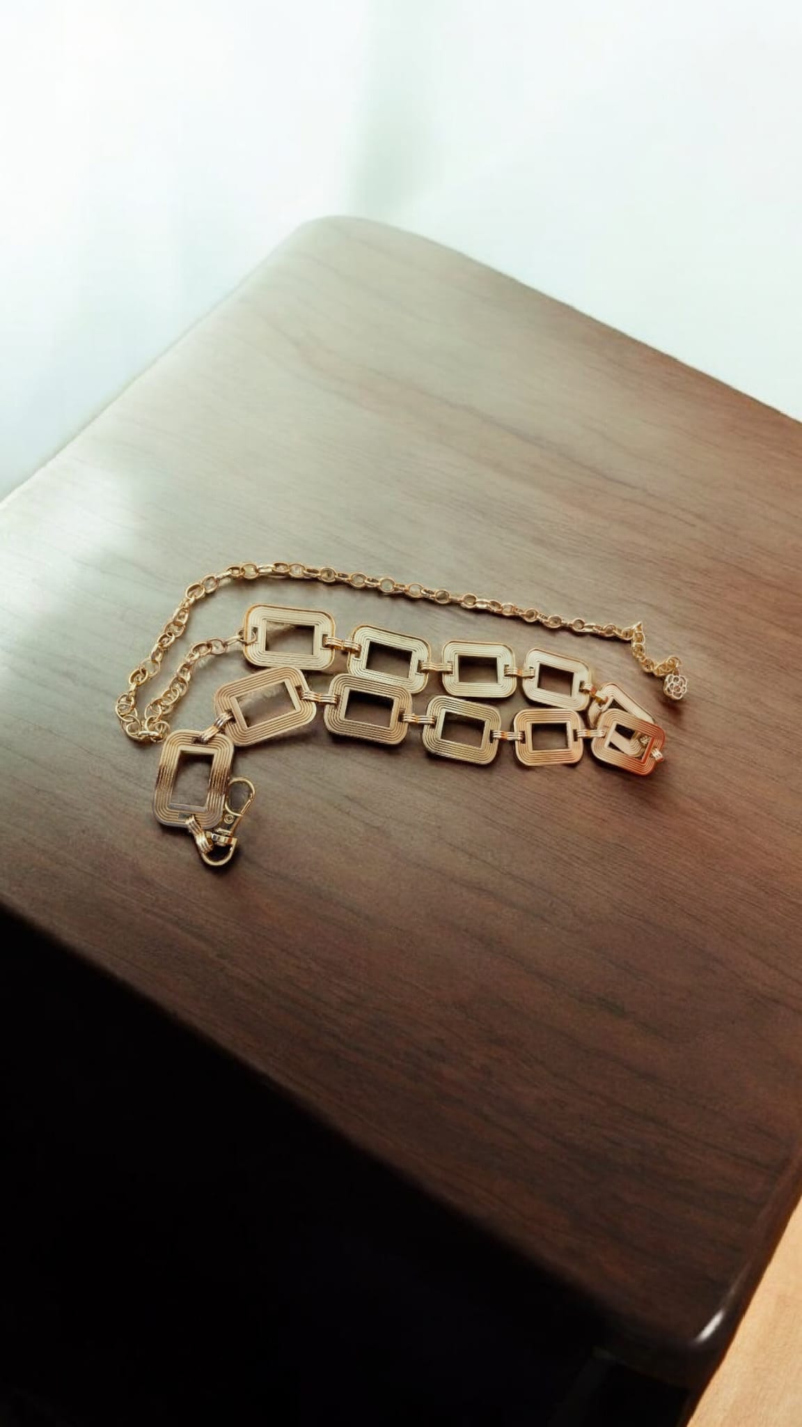 Ethnic geometric belt - gold or silver metal chain - raw accent & assertive style