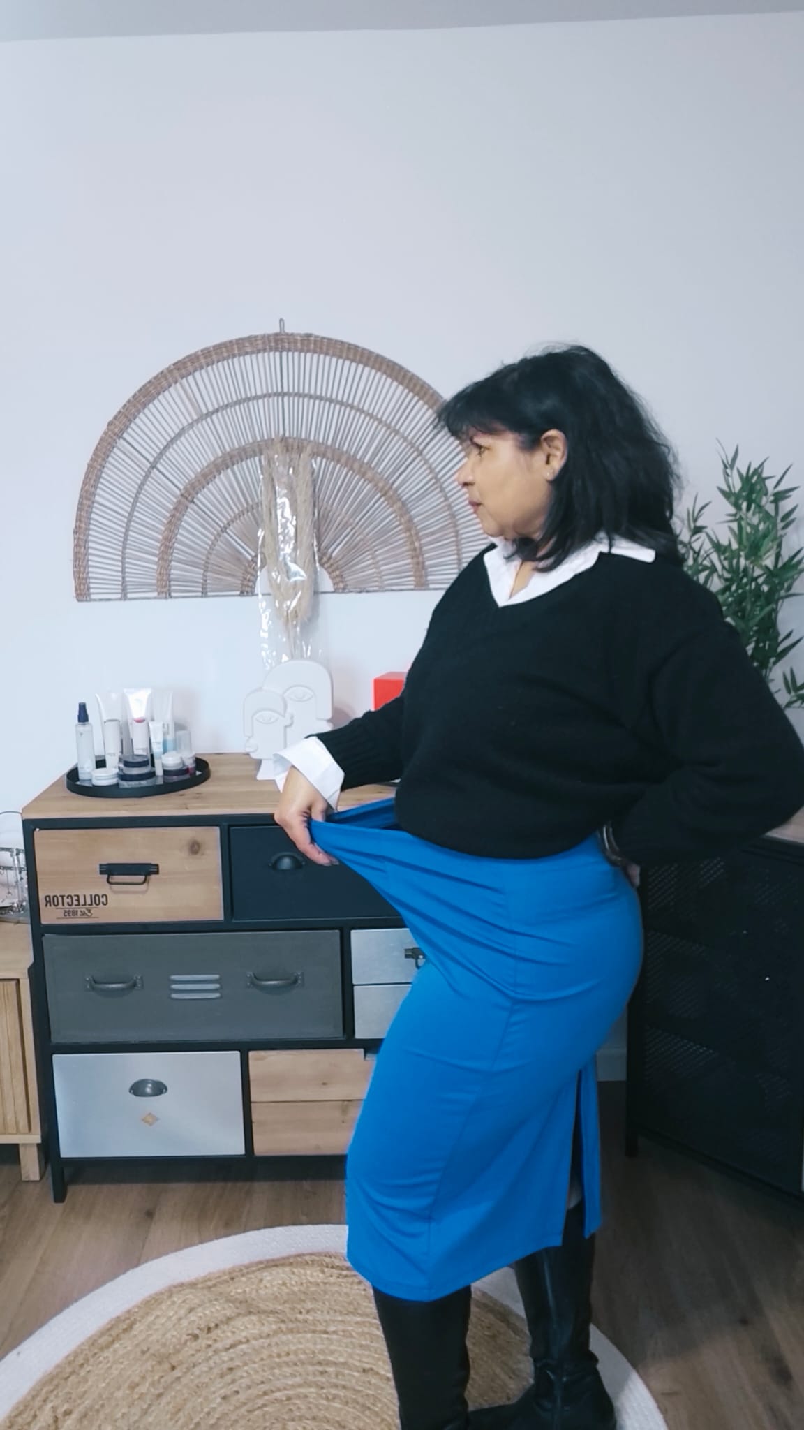 Flowy midi skirt – one piece, a thousand ways to wear it