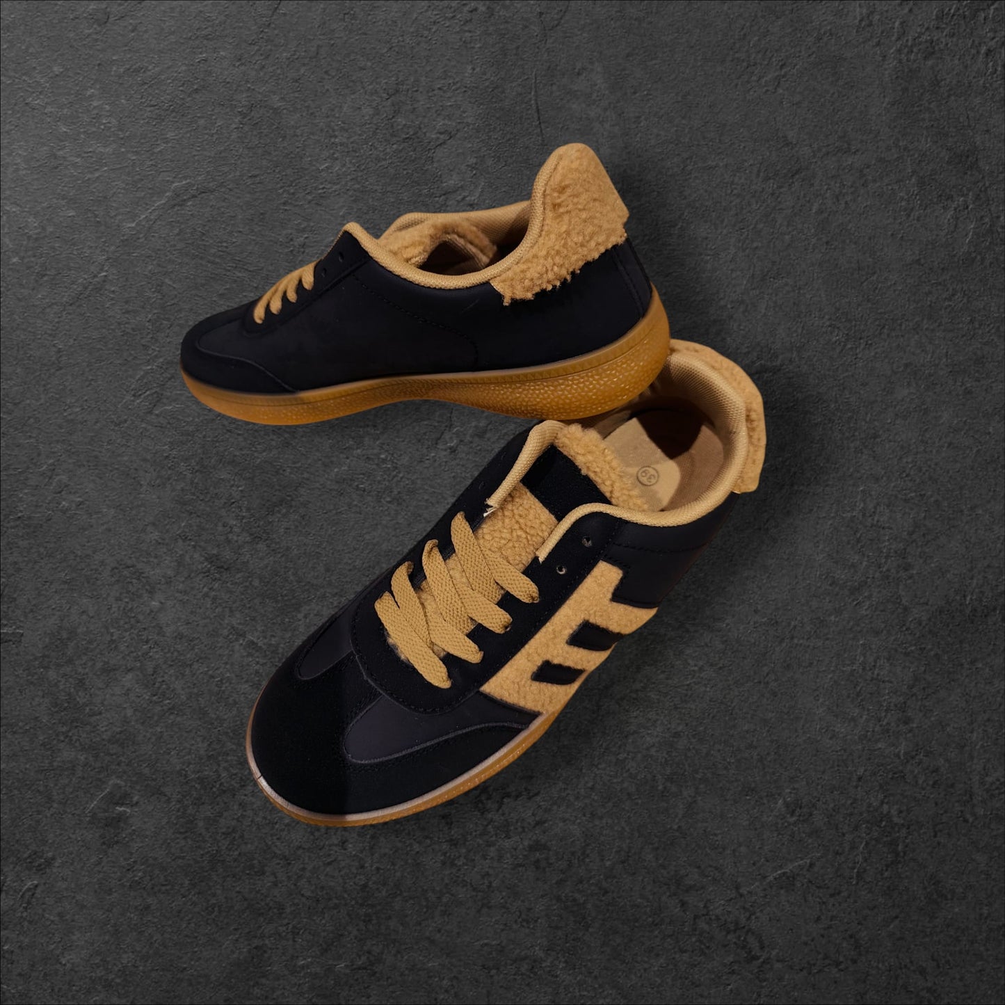 Comfortable urban sneakers – casual style 