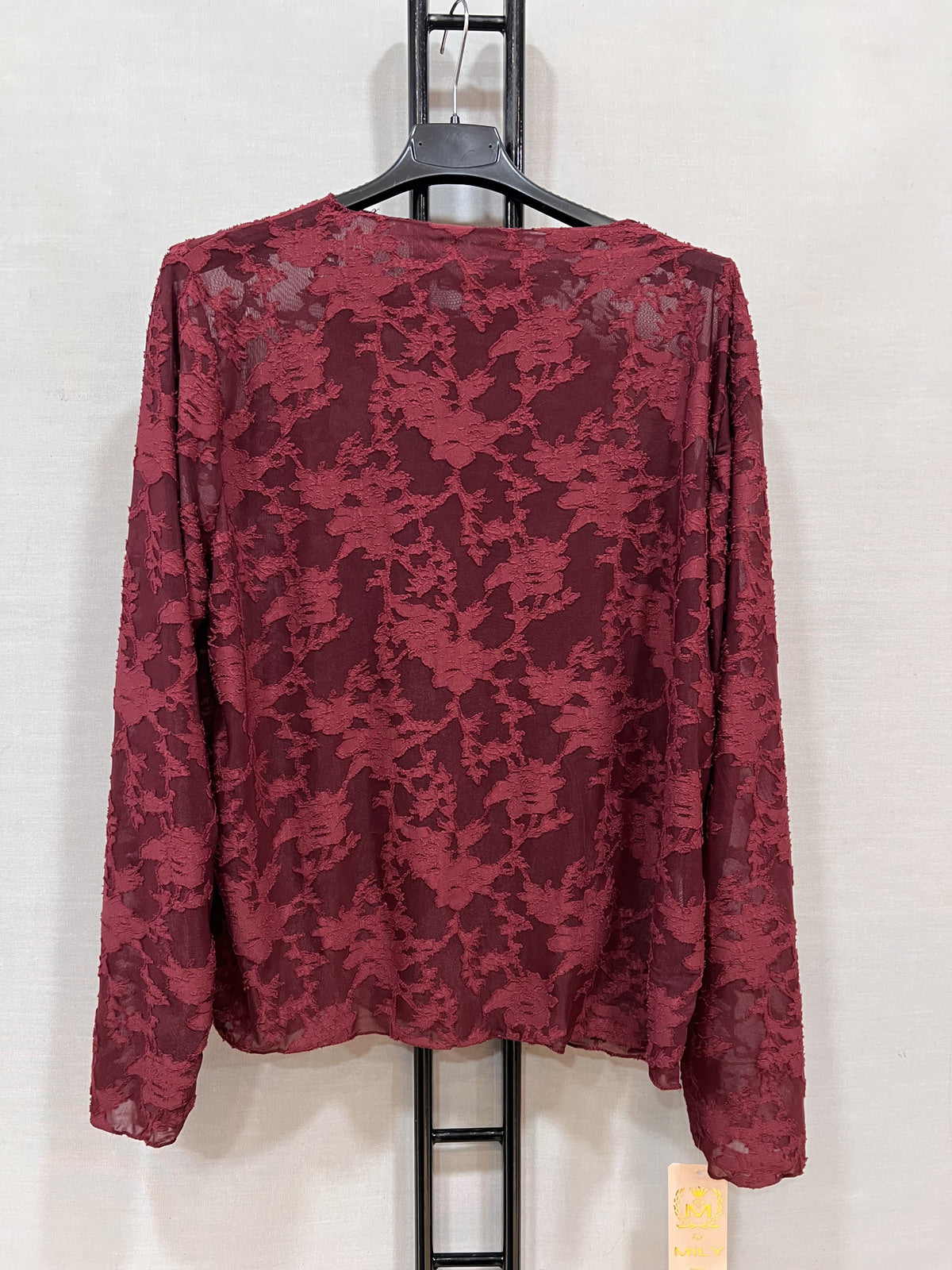 Textured sheer top – sensual elegance & stretchy comfort