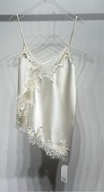 "Evidence" top - soft lace & natural femininity - with lace straps
