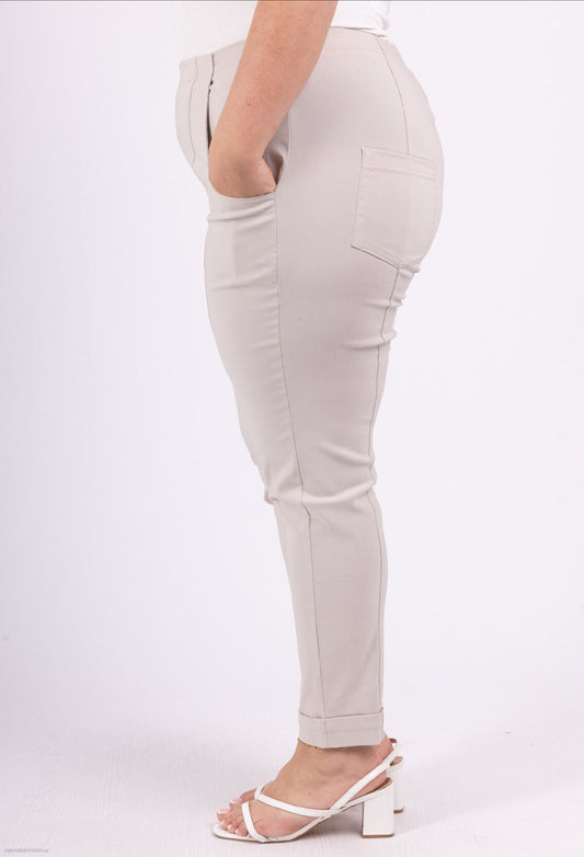 Bri trousers – smart stretch & everyday confidence